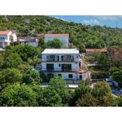 Apartment Dalibor - SNJ125