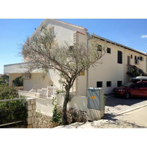 Apartments Cacija
