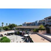 Beautiful bright T2 ideally located