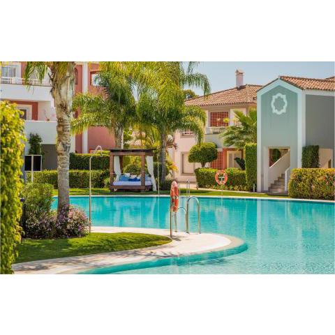 Beautiful Home In Estepona With 2 Bedrooms, Wifi And Outdoor Swimming Pool