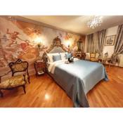 Corona San Marco Apartment
