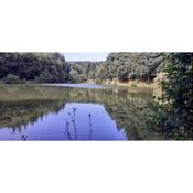 Etang Nicole