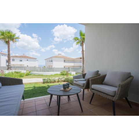 Groundfloor apt. 6 guests with garden access