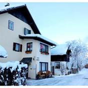 Haus Moni