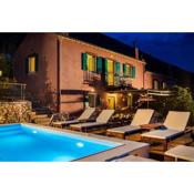 Iconic Villas - Villa Rosa