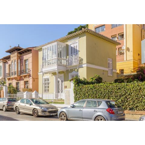 Living4Malaga Sea at the City Villa