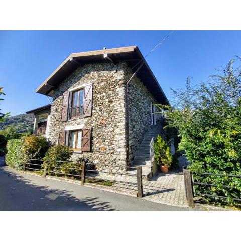 Locazione Turistica Cottage al Lago-3