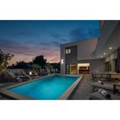 Luxury Villa IN with Heated Pool