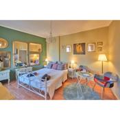 Old City Romantic Studio
