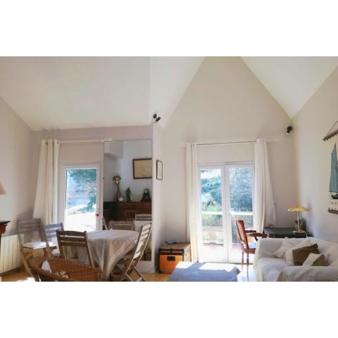 Pleasant House Of 65 M With GardenNear Beach