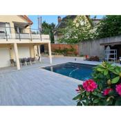 Ravissant Studio avec piscine privée et jardin