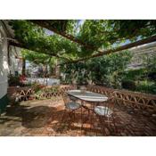 Rustic Cottage in El Padul with private terrace